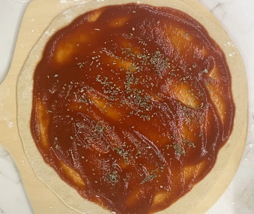 Pizza pepperoni con masa fina. La de toda la vida