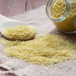 Cuscús. Qué es, cómo cocinarlo y trucos para que quede suelto y sabroso