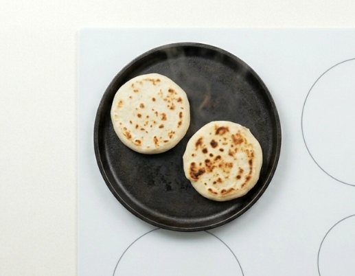 Pupusas salvadoreñas de frijol con queso, puro vicio del bueno