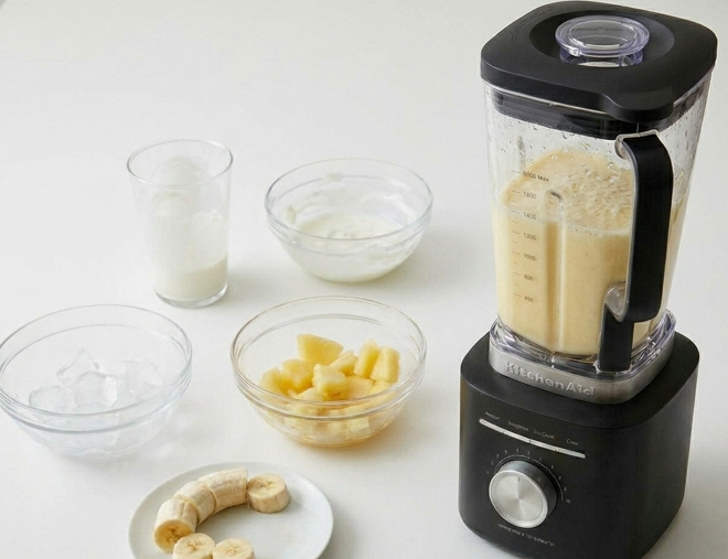 Smoothie de piña casero. Receta refrescante, fácil y llena de sabor