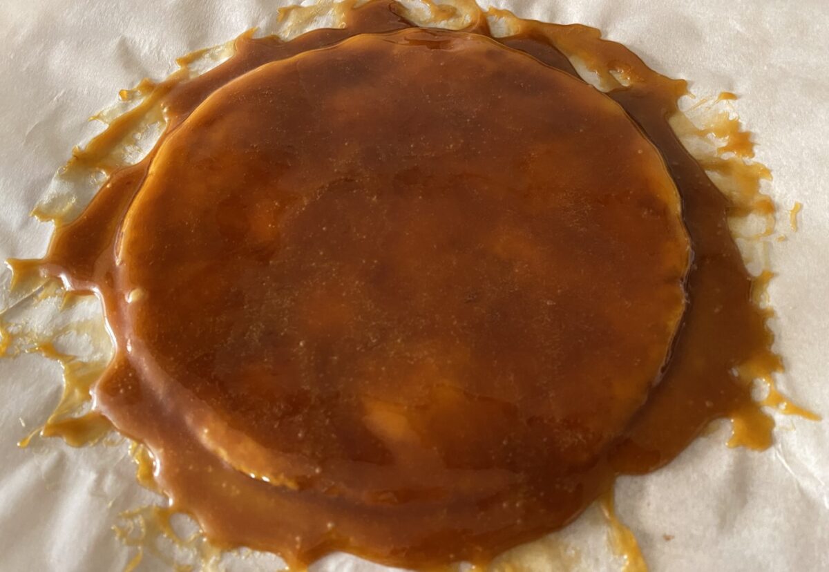 Tarta Dobos: receta original húngara paso a paso con crema de mantequilla y caramelo