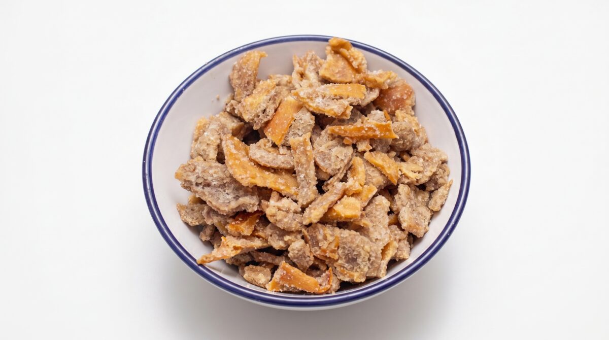 Chicharrones: qué son, cómo se usan en cocina y en qué recetas quedan de rechupete