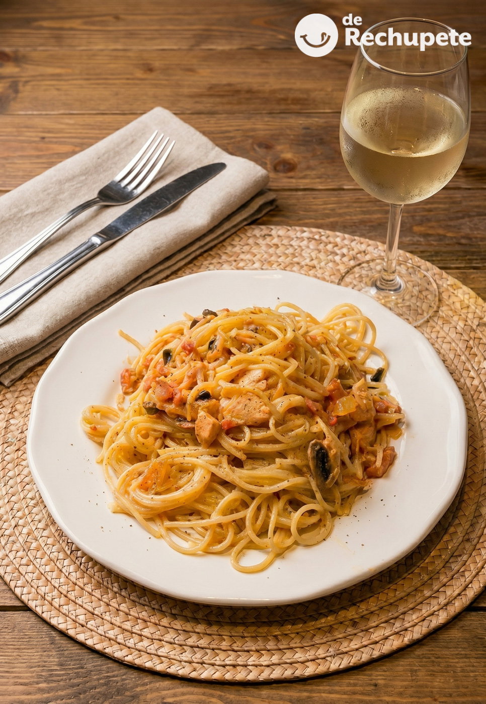 Espaguetis con salsa de naranja y mostaza Dijon