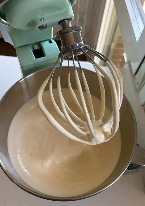 Roscón gallego tradicional: el bizcocho alto y sencillo que se prepara con 3 ingredientes