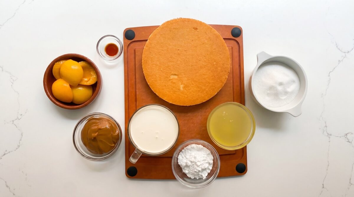 Chajá uruguayo: receta tradicional fácil con bizcocho, nata y merengue