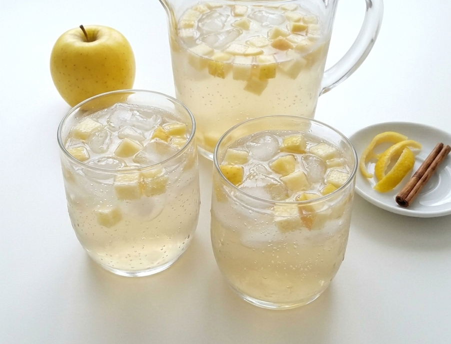 Limonada madrileña castiza, la bebida de verbena que entra sola