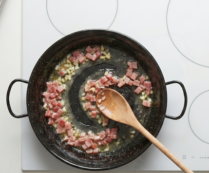 Migas de Ujué, las migas de pastor navarras que saben a tradición