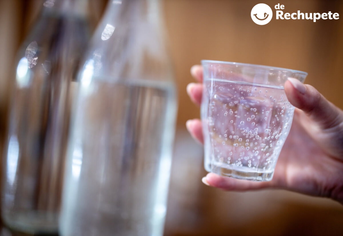 Agua con gas. Qué es, beneficios y cómo disfrutarla mucho más allá del vaso