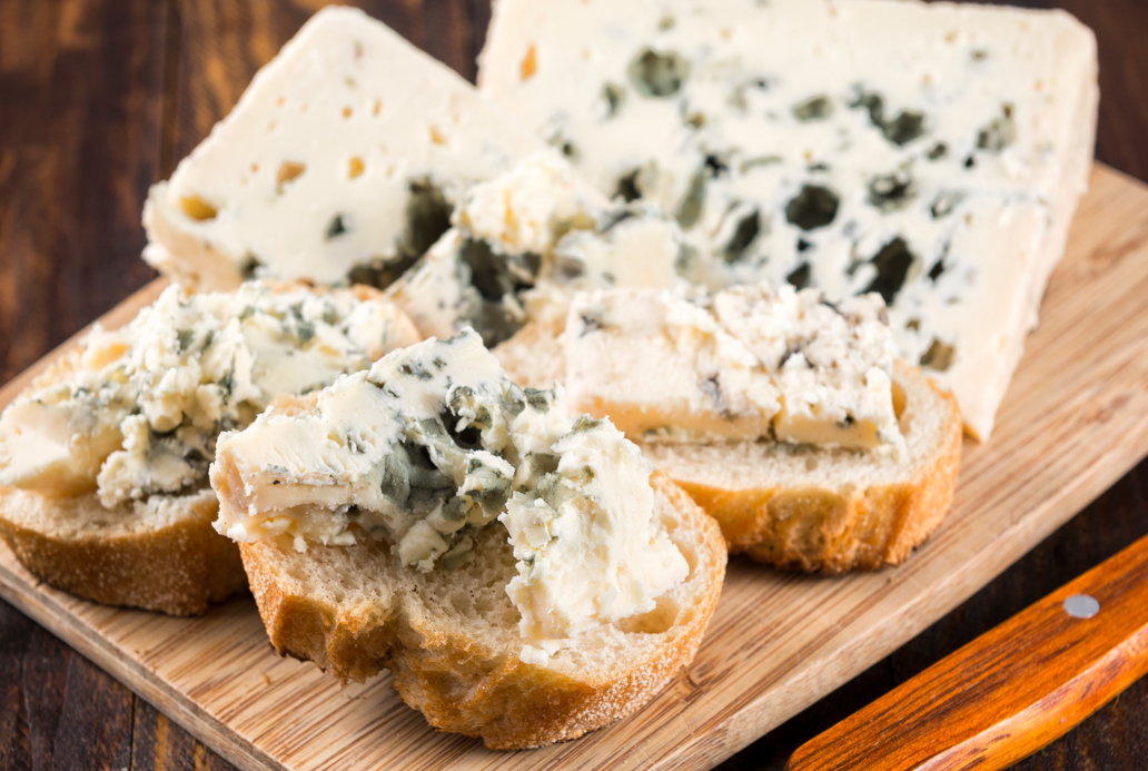 Queso Cabrales, cómo reconocerlo y usarlo bien en casa