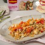Salteado de arroz con quinoa, gambas y espárragos trigueros. Receta fácil y saludable paso a paso