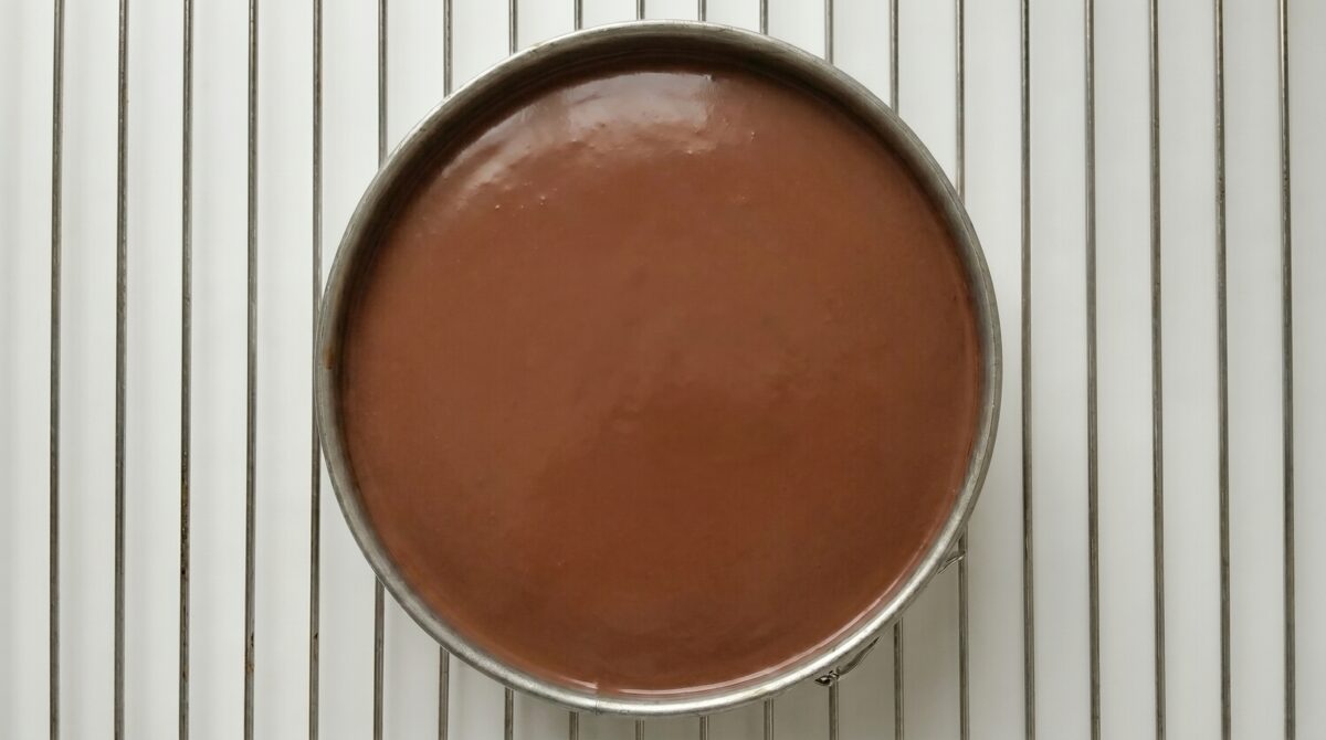 Tarta de chocolate y Nutella al horno. Receta para los amantes del chocolate