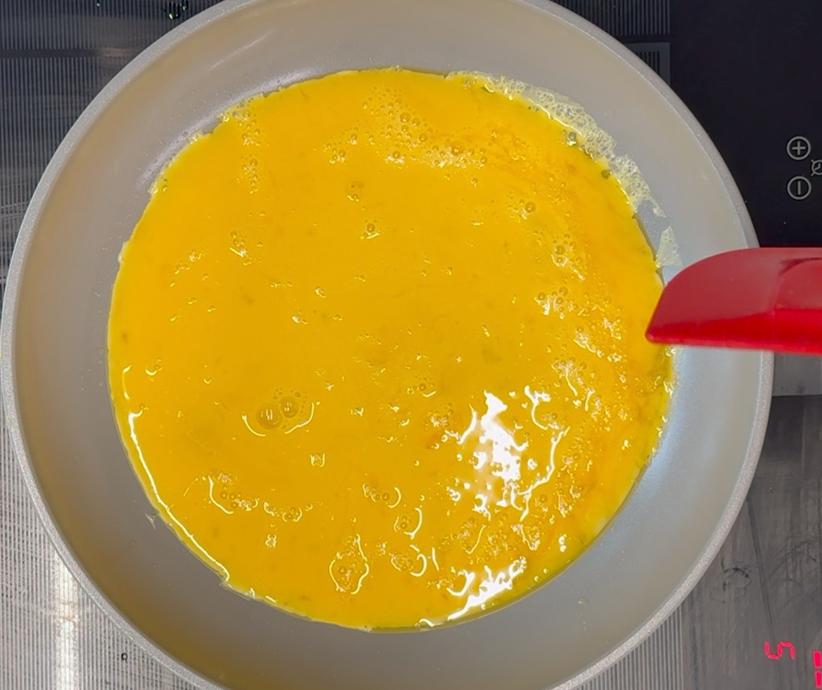 Tortilla francesa perfecta. Receta fácil para que quede jugosa, lisa y bien doblada