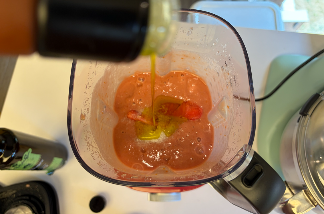 Gazpacho de sandía. Receta fácil, fresca y ligera para el verano