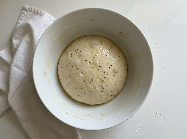 Bollos de San Juan, el pan de aceite que se come en la costa granadina
