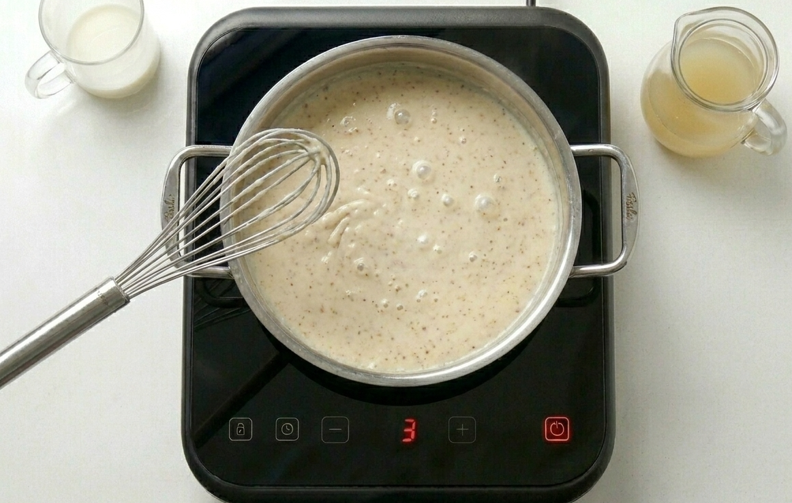 Cardo en salsa de almendras a la riojana, receta de invierno con salsa cremosa