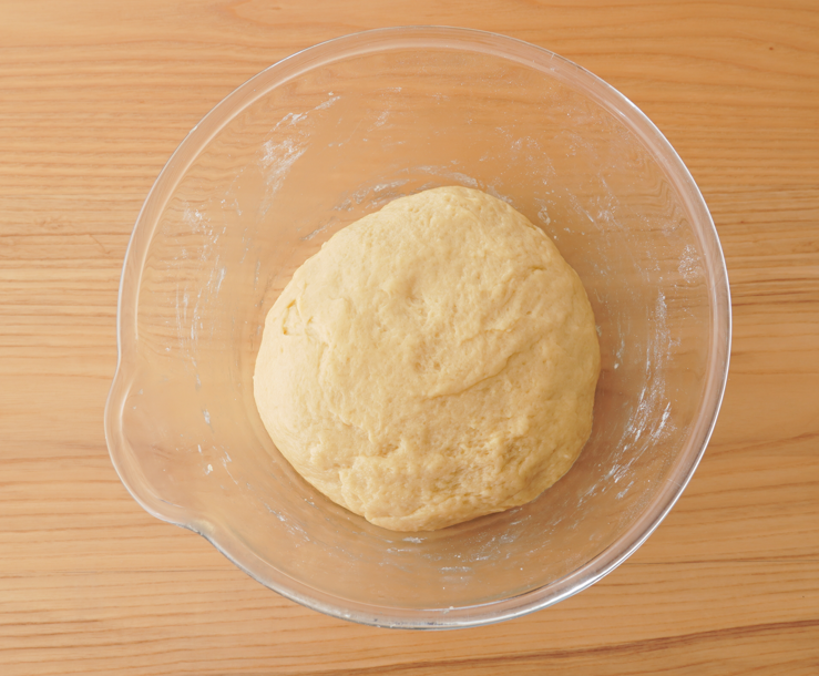 Coca de patata de Valldemossa (Mallorca). Receta tradicional mallorquina esponjosa y casera