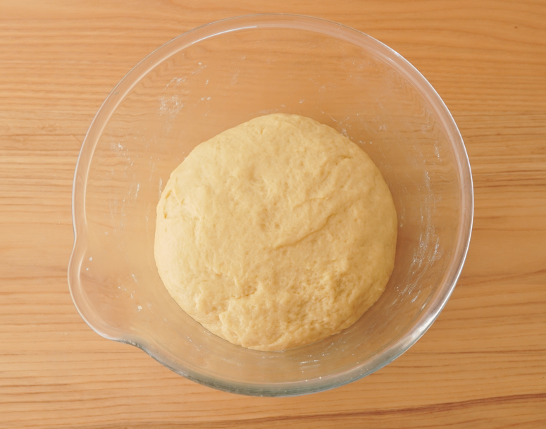 Coca de patata de Valldemossa (Mallorca). Receta tradicional mallorquina esponjosa y casera