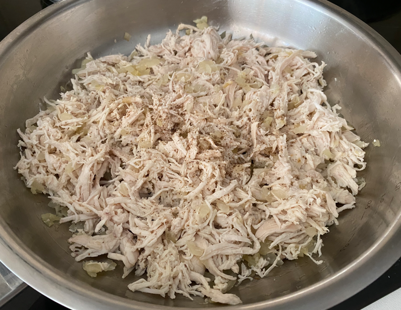 Coxinhas brasileñas de pollo: receta casera fácil, crujiente y llena de sabor