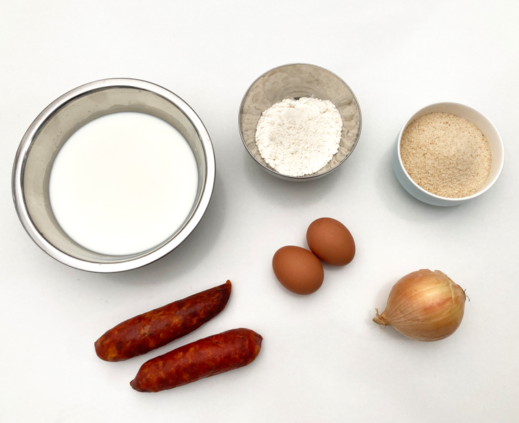 Croquetas de chorizo caseras: receta cremosa, crujiente y con sabor de taberna