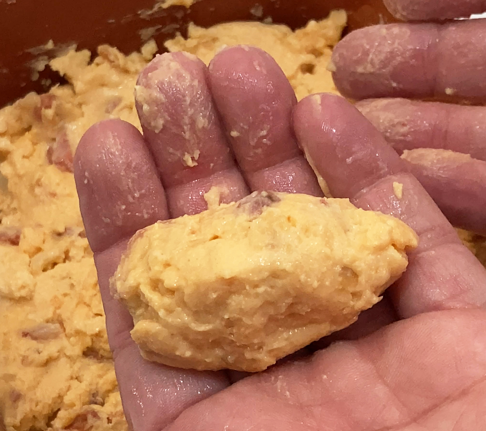 Croquetas de chorizo caseras: receta cremosa, crujiente y con sabor de taberna
