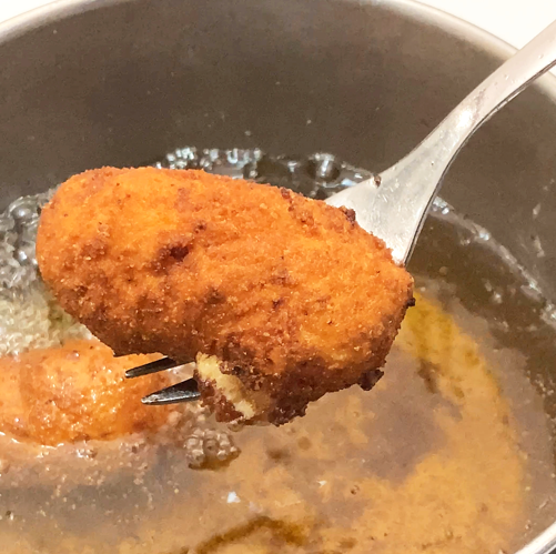 Croquetas de chorizo caseras: receta cremosa, crujiente y con sabor de taberna