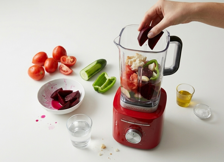 Gazpacho de remolacha, la versión con tomate que queda fina y bien fría