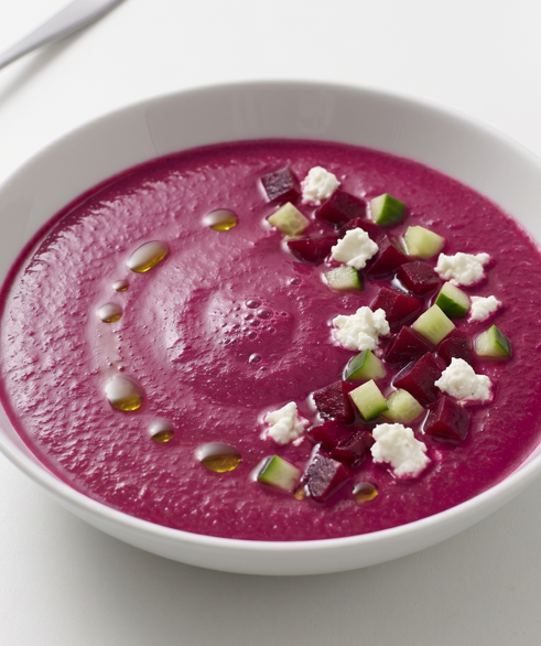 Gazpacho de remolacha, la versión con tomate que queda fina y bien fría
