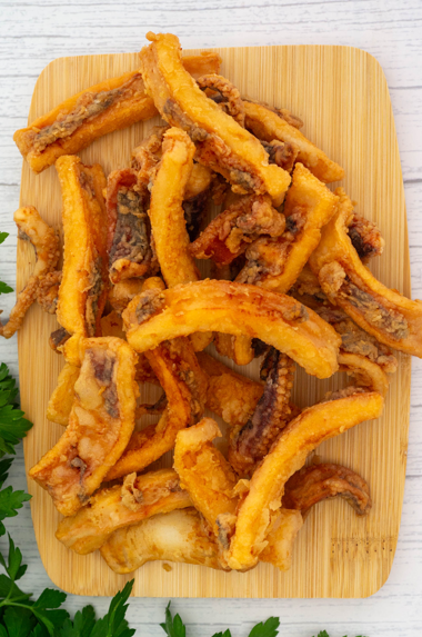 Rabas de calamar al estilo cántabro, la fritura que se sirve al momento
