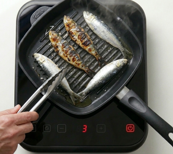 Sardinas asadas con cachelos, San Juan en versión gallega y comestible