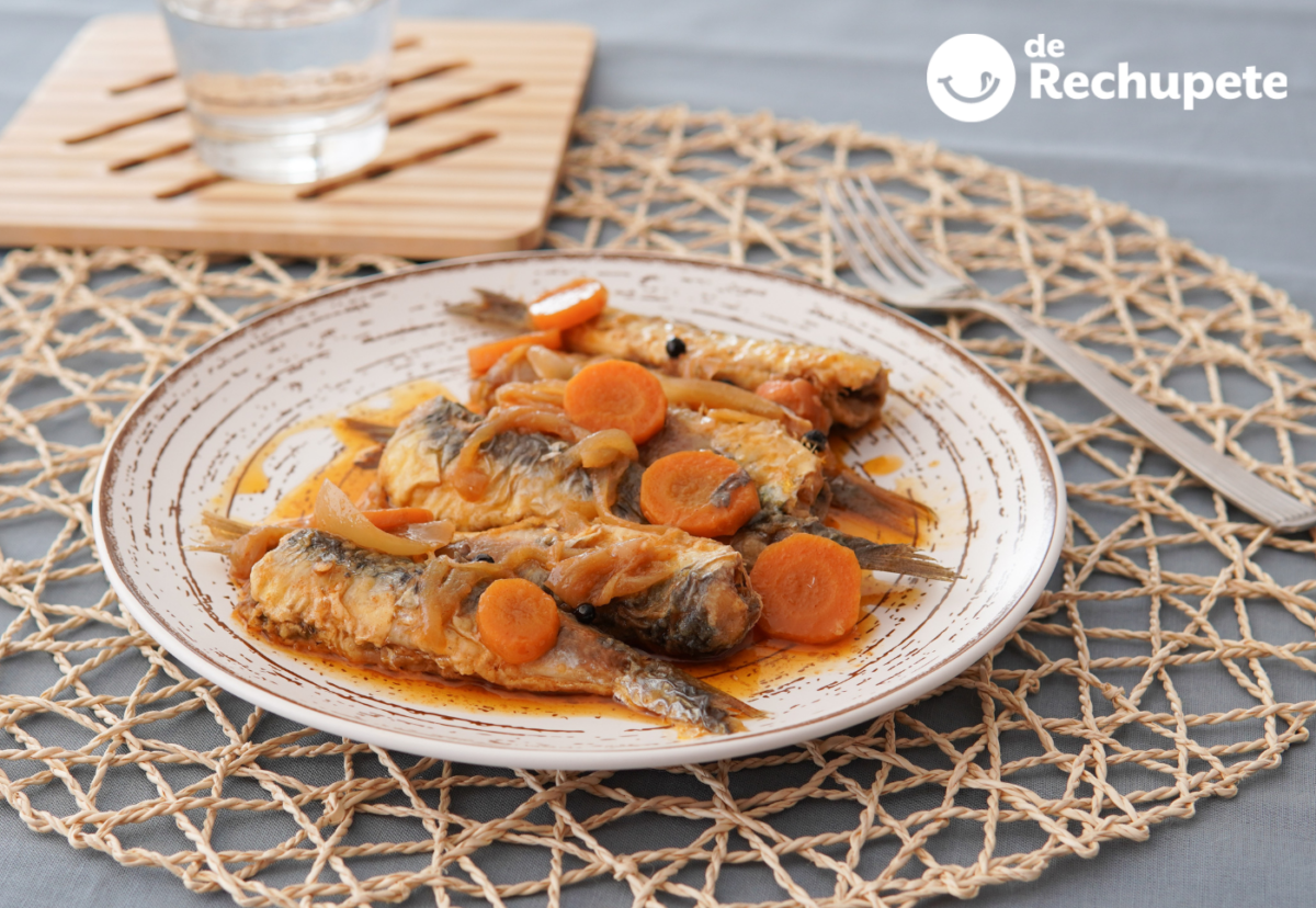 Sardinas en escabeche, una receta clásica para preparar con antelación