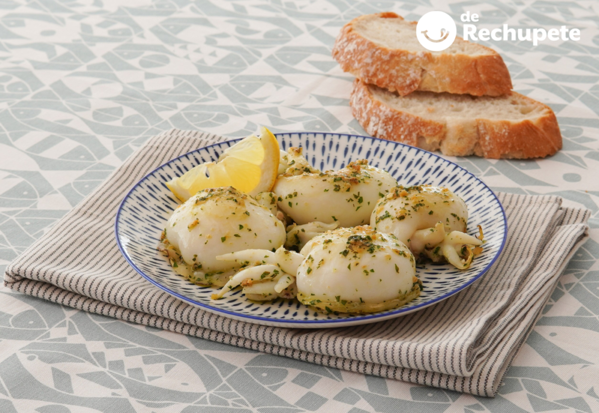 Sepionet a la plancha con ajo y perejil. Receta mediterránea fácil y rápida