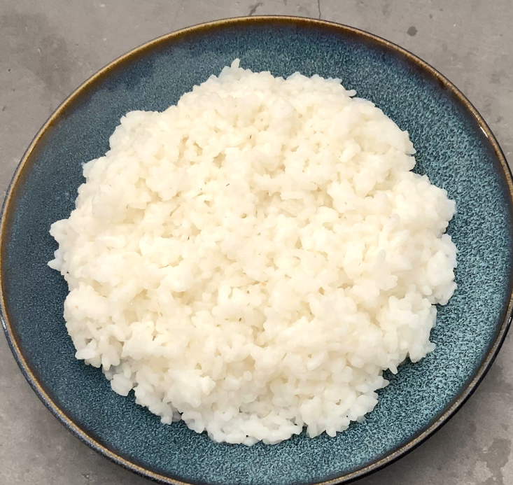 Taco rice. Receta japonesa fácil con arroz, carne picada y sabor tex-mex