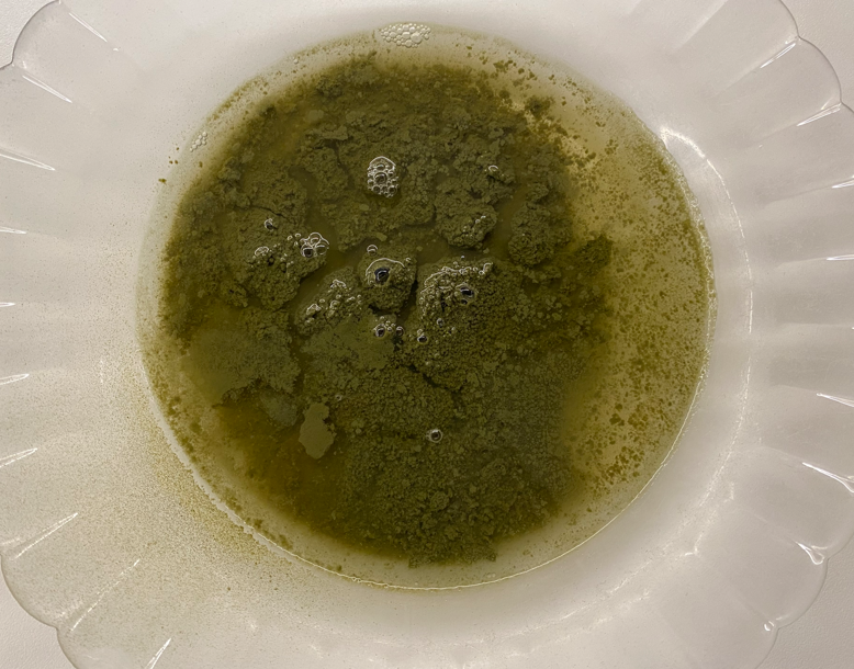 Tiramisú de té matcha. Receta fácil, cremosa y con un toque diferente