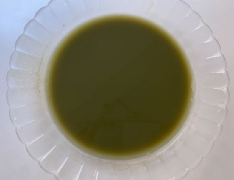 Tiramisú de té matcha. Receta fácil, cremosa y con un toque diferente