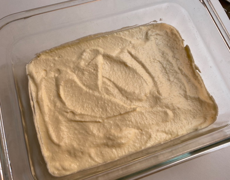Tiramisú de té matcha. Receta fácil, cremosa y con un toque diferente