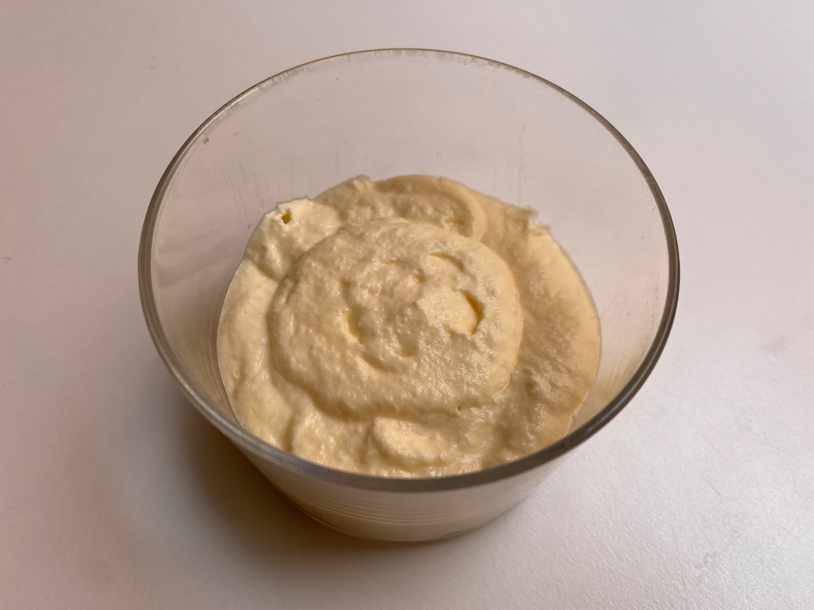 Tiramisú de té matcha. Receta fácil, cremosa y con un toque diferente