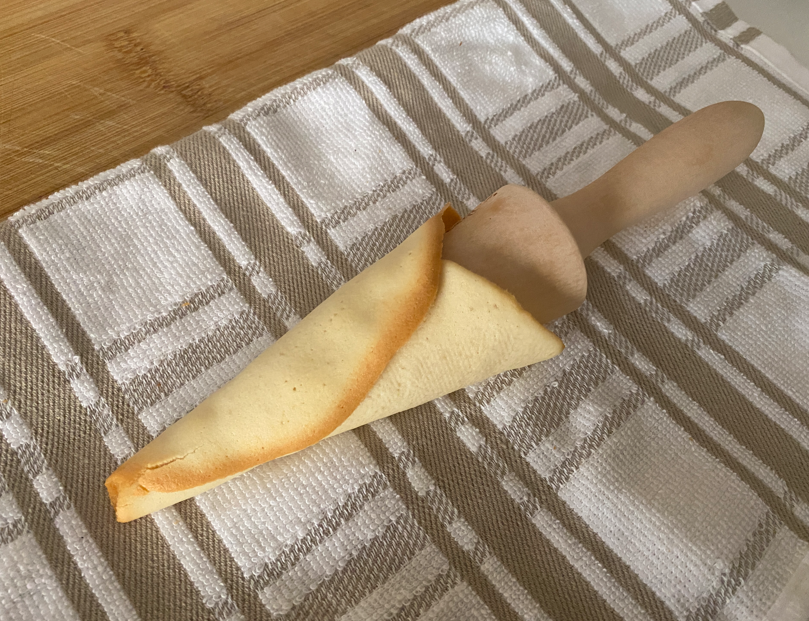 Tulipas y cucuruchos para helados: receta casera de barquillo crujiente