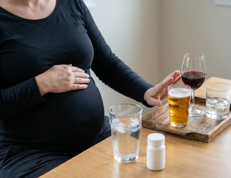 Alcohol y salud: qué riesgos tiene y por qué no existe un consumo completamente seguro