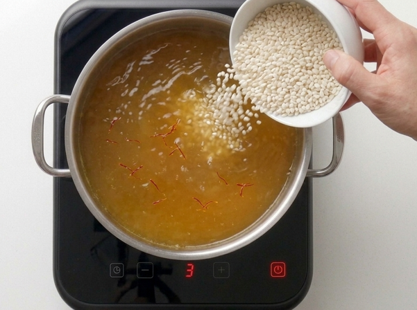Bullit de peix ibicenco, con alioli y arroz caldoso en dos vuelcos