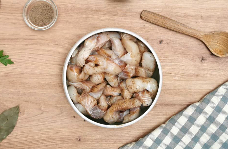 Cazón en amarillo: receta andaluza tradicional fácil y con mucho sabor