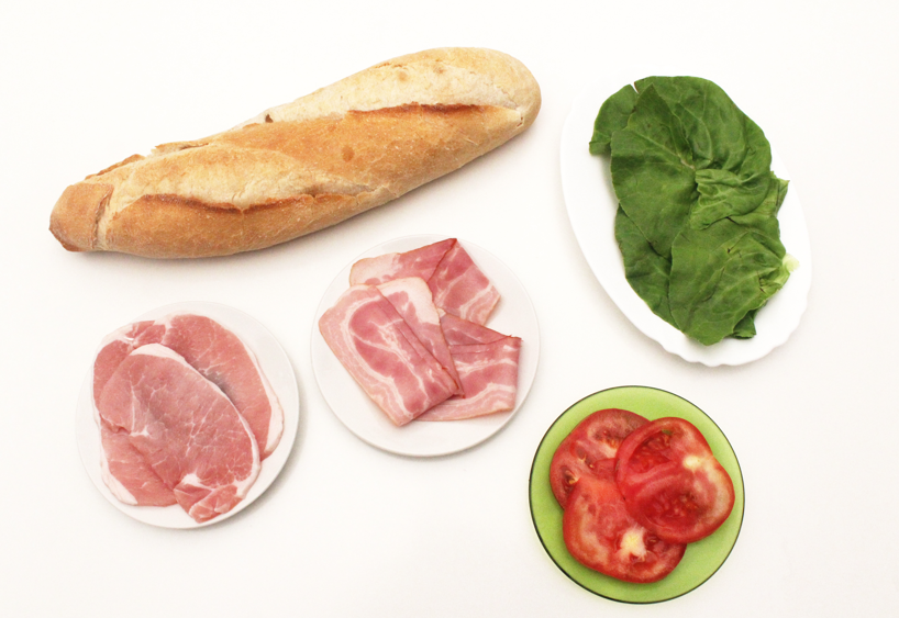 Chivito valenciano. Receta del bocadillo de lomo, bacon, queso y huevo que une Valencia y Uruguay