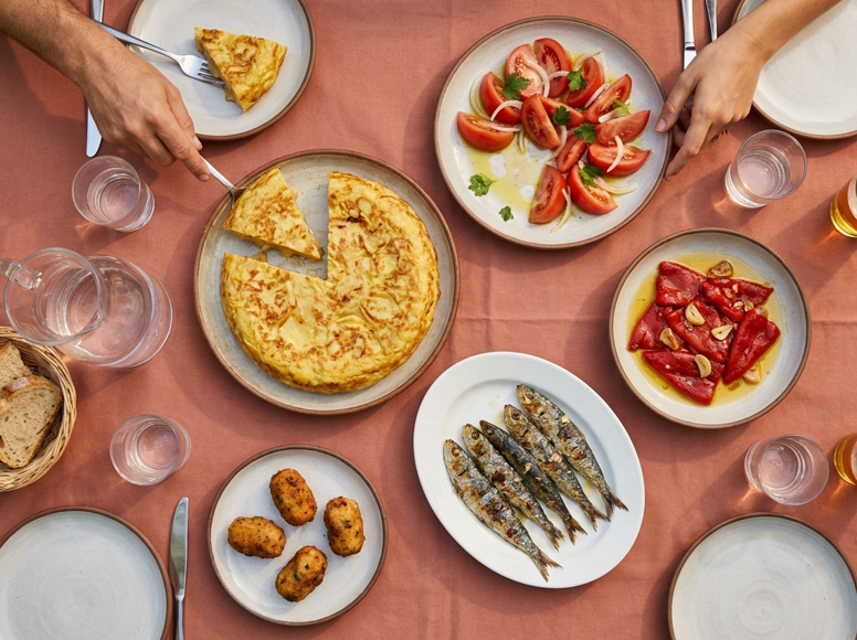Cómo comer saludable fuera de casa en verano, del chiringuito al menú del día