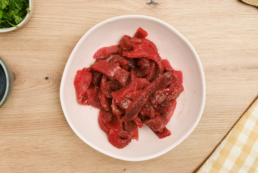Lomo saltado peruano auténtico: receta fácil, jugosa y con todo el sabor tradicional de Perú