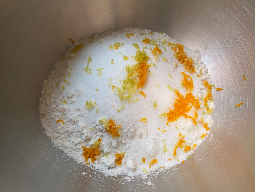 Maritozzi italianos con nata. Receta tradicional del bollo romano más cremoso