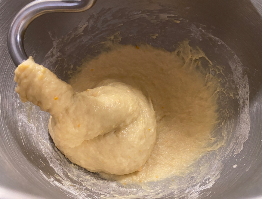 Maritozzi italianos con nata. Receta tradicional del bollo romano más cremoso