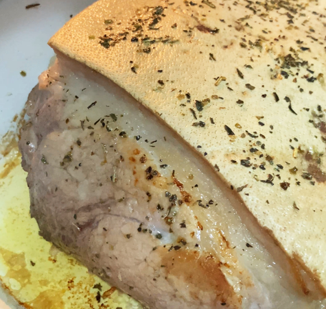Paleta de cerdo asada al horno: receta jugosa con salsa, gelatina y carne para pulled pork