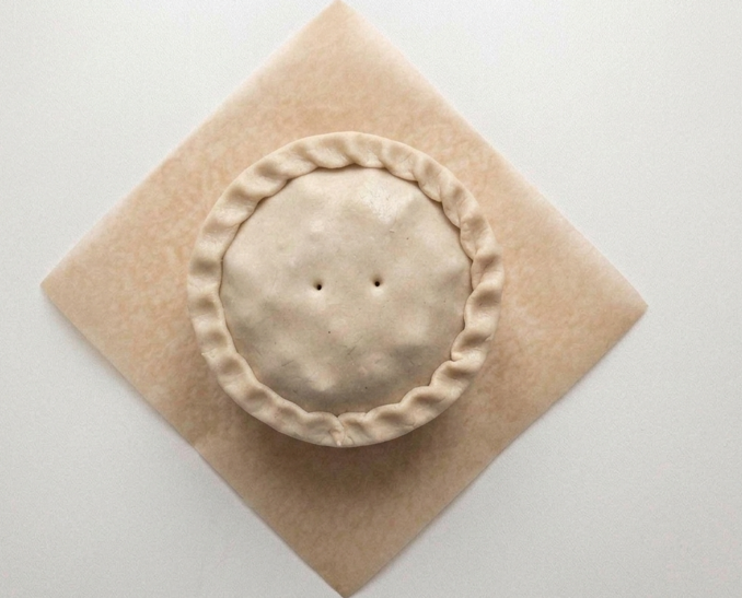 Panades mallorquinas de cordero y guisantes, cómo formarlas y hornearlas bien