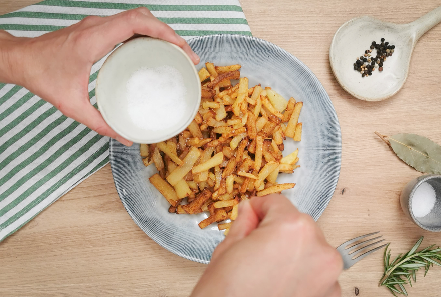 Cómo hacer las mejores patatas fritas caseras. Crujientes por fuera y tiernas por dentro