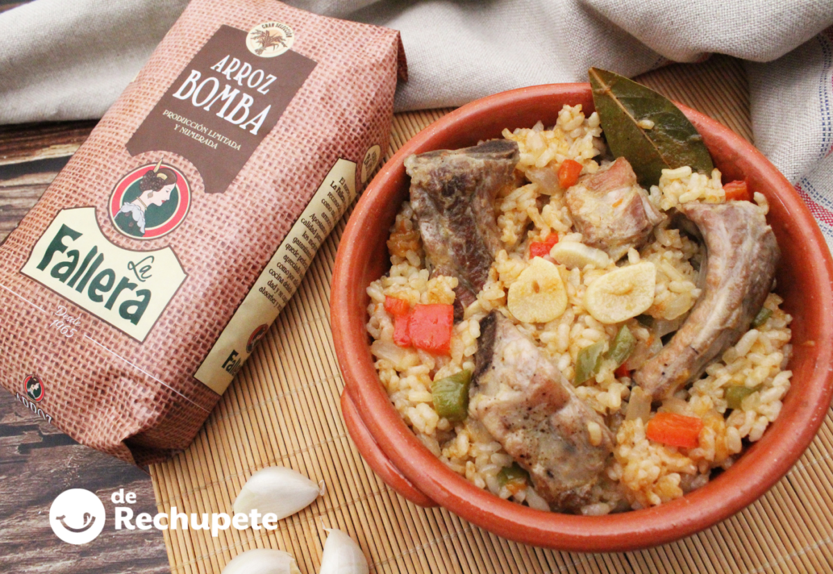 Arroz con costillas de cerdo en cazuela: receta de domingo paso a paso