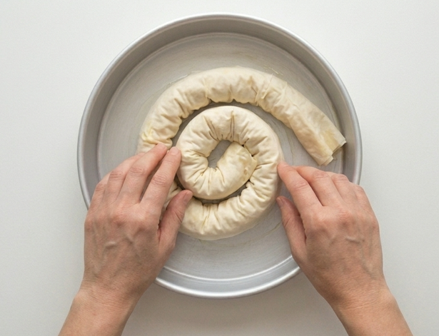 Banitsa búlgara, pastel salado de queso con masa filo